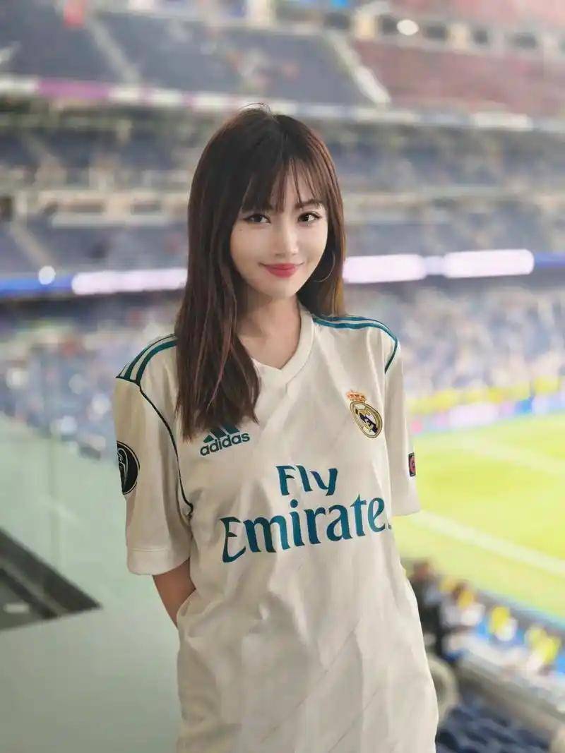 要是大巴黎夺欧冠冠军，登贝莱得金球奖，姆巴佩不得尴尬死啊？